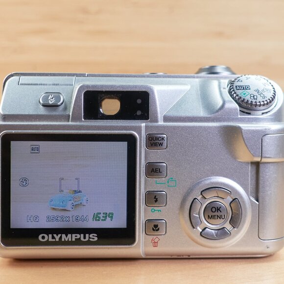 Share Olympus CAMEDIA C-5500 Zoom / 5.1MP Digital Camera / Tested & Working - Picture 5 of 9